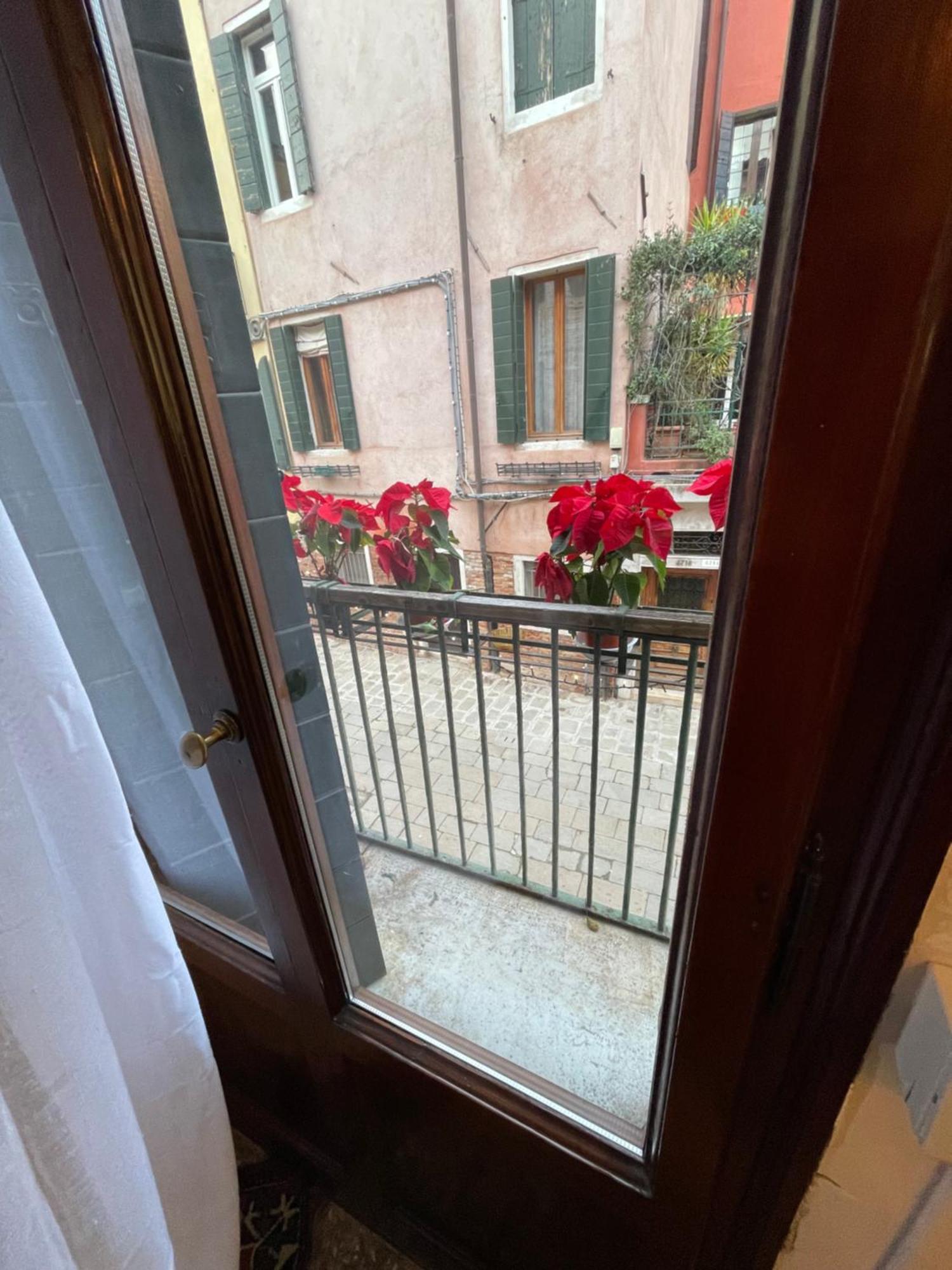 Lions Venice Guest House Exteriör bild