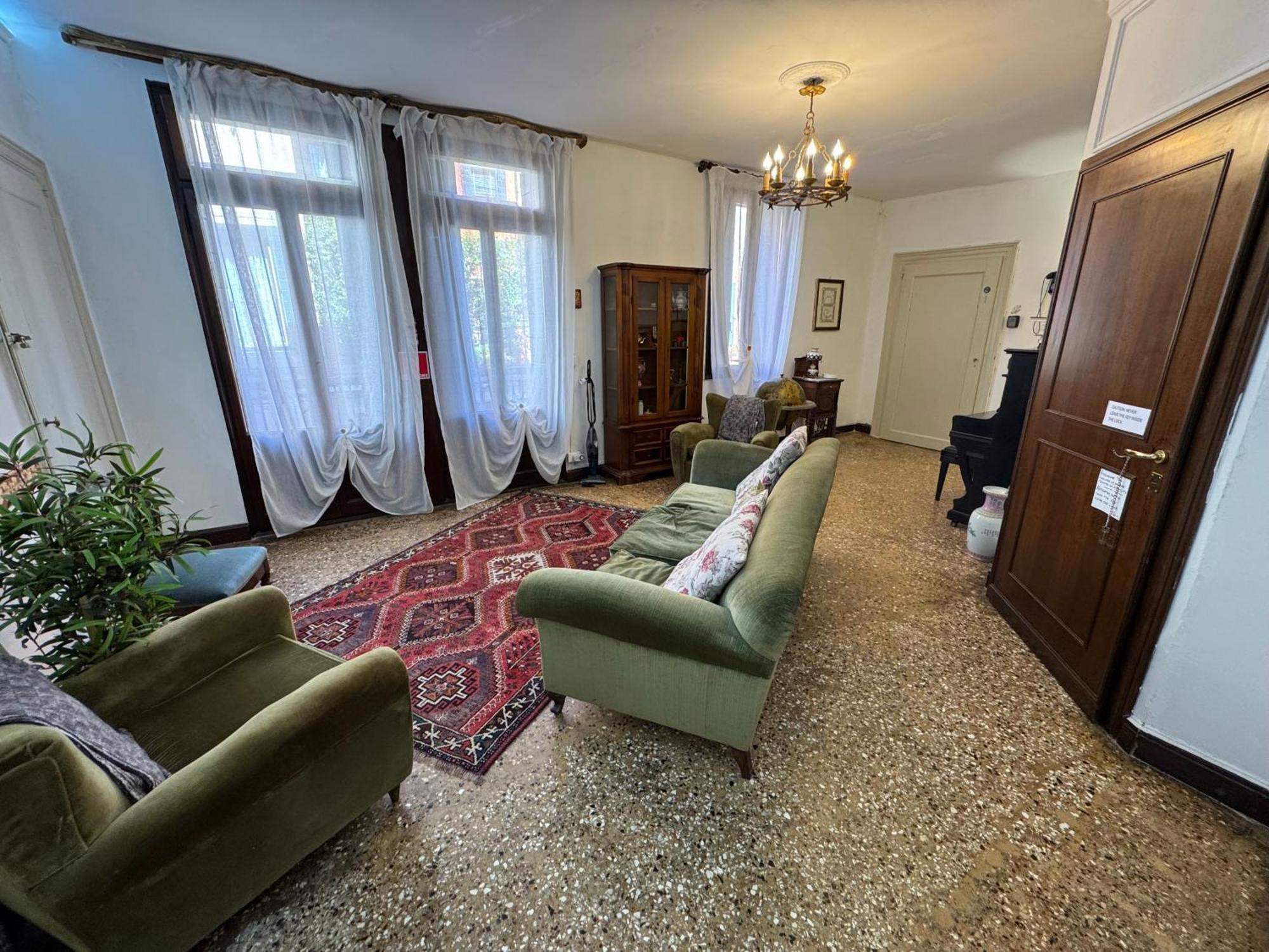 Lions Venice Guest House Exteriör bild